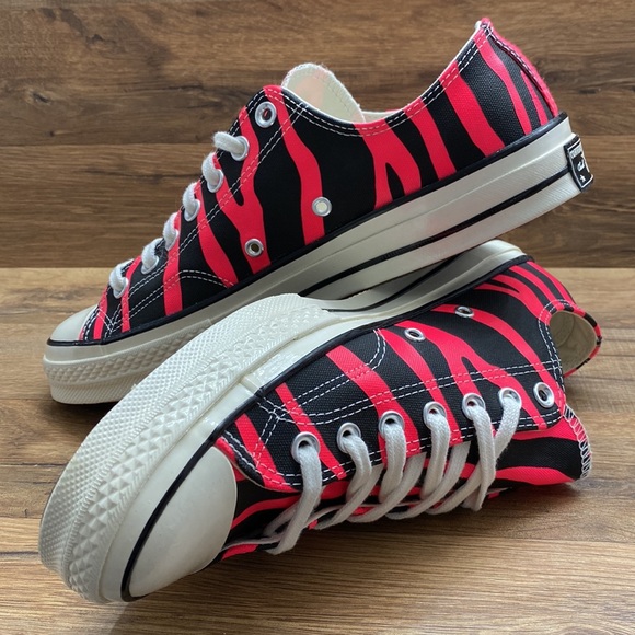 CONVERSE CHUCK 70 OX BRAND NEW - Picture 7 of 8